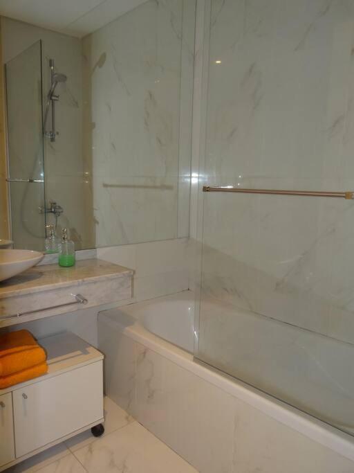 Apartamento Moderno En El Corazon De Recoleta Con Piscina *